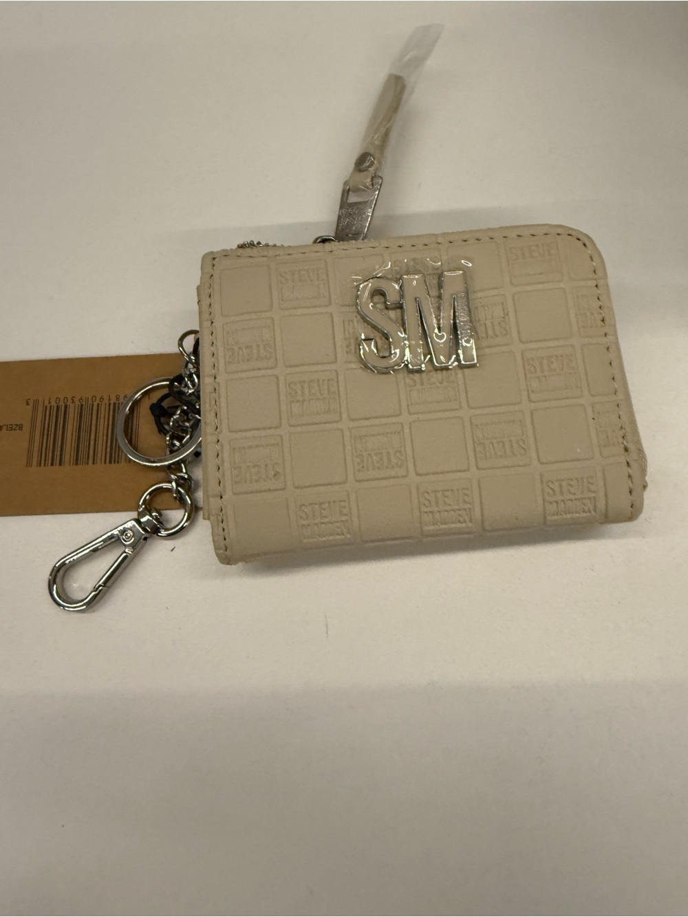 Steve Madden Cream Embossed Card Case with Keychain